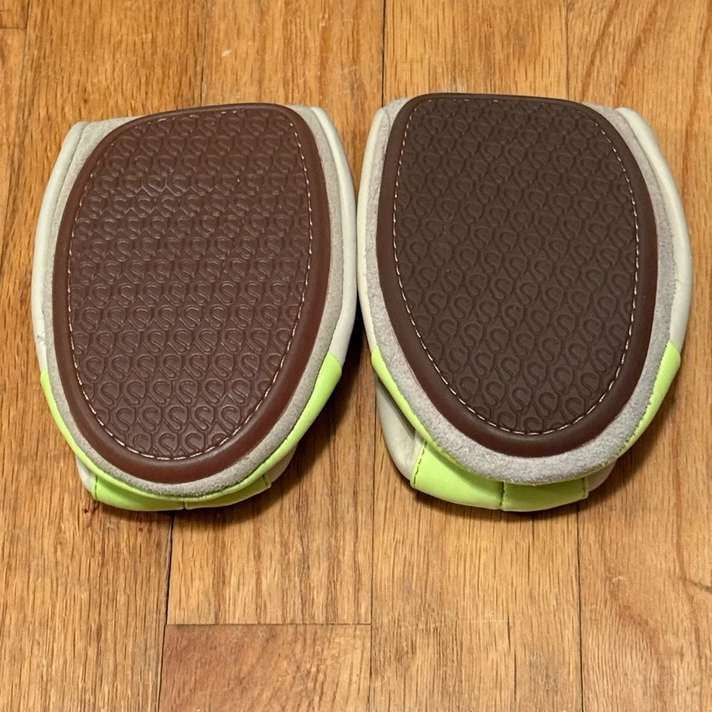 Yosi Samra Light Beige and Lime Ballet Flats - Picture 5 of 9